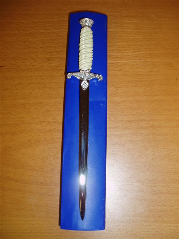 Minature Dagger